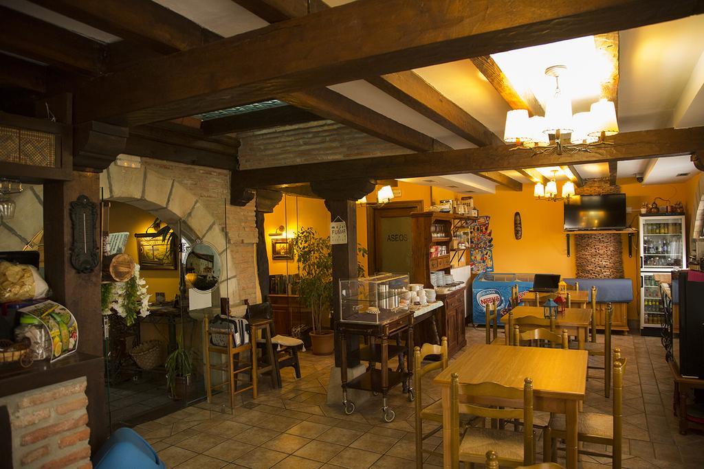 Trisileja En Puente Guest house Tonanes